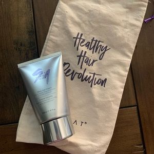 SEALED Monat Blow Out Cream